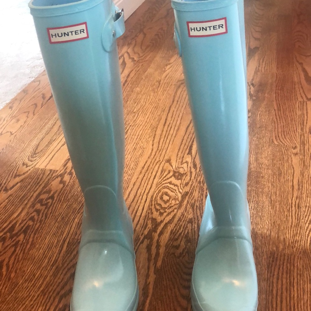 Woman’s hunter boots size 8 like new